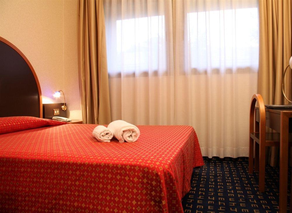 Hotel Tiziano - Gruppo Mini Hotel Milano Camera foto